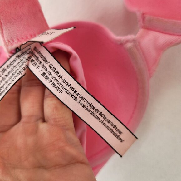 BUNDLE (2) Victoria's Secret T-Shirt Push Up Bras Convertible Adjustable 32A - Picture 9 of 16
